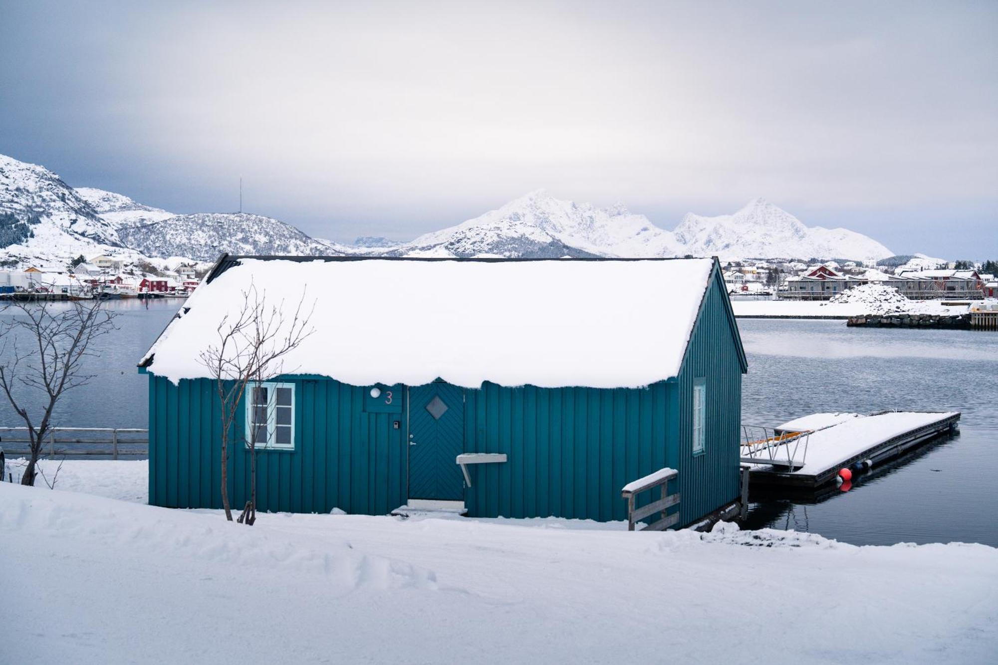 Kraemmervika Rorbuer - Rustic Cabins In Lofoten Баллстад Экстерьер фото